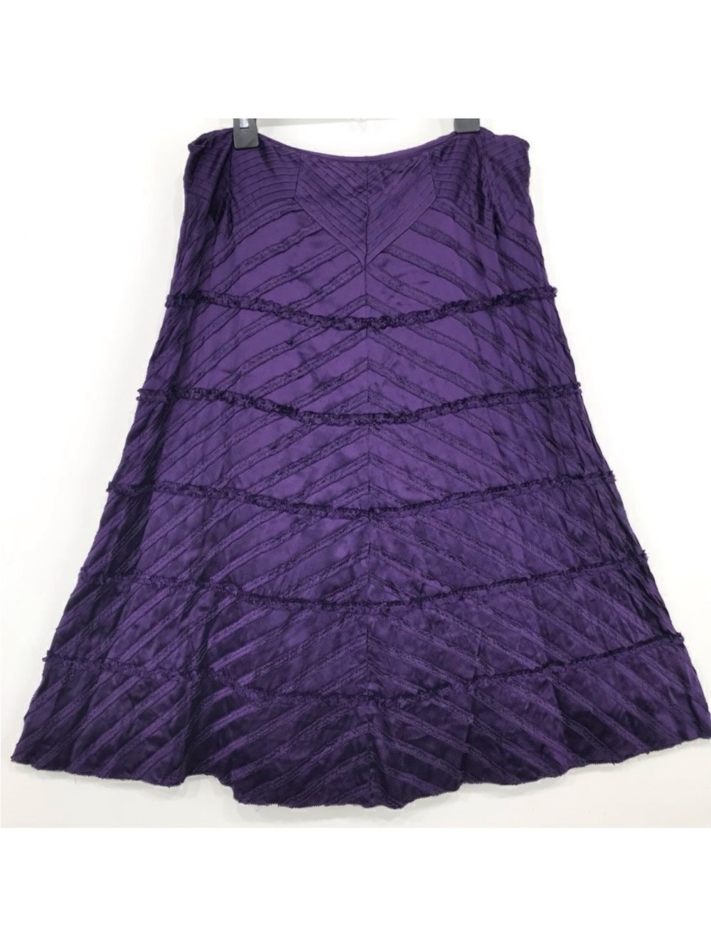 Vintage Saks Fifth Avenue Purple 100% Silk midi skirt